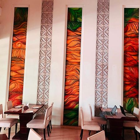The Galgotias Hotel Gurugram Gurgáon Kültér fotó