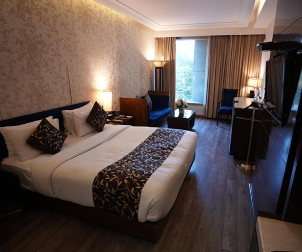 The Galgotias Hotel Gurugram Gurgáon Kültér fotó
